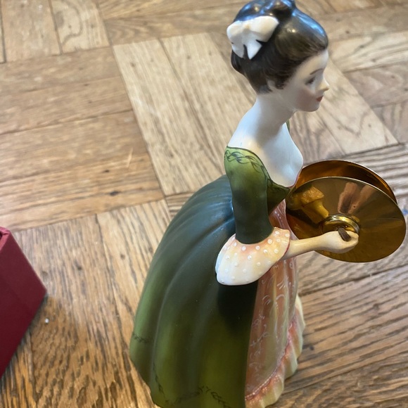 Royal Doulton Cymbals Lady Musicians - Picture 3 of 9
